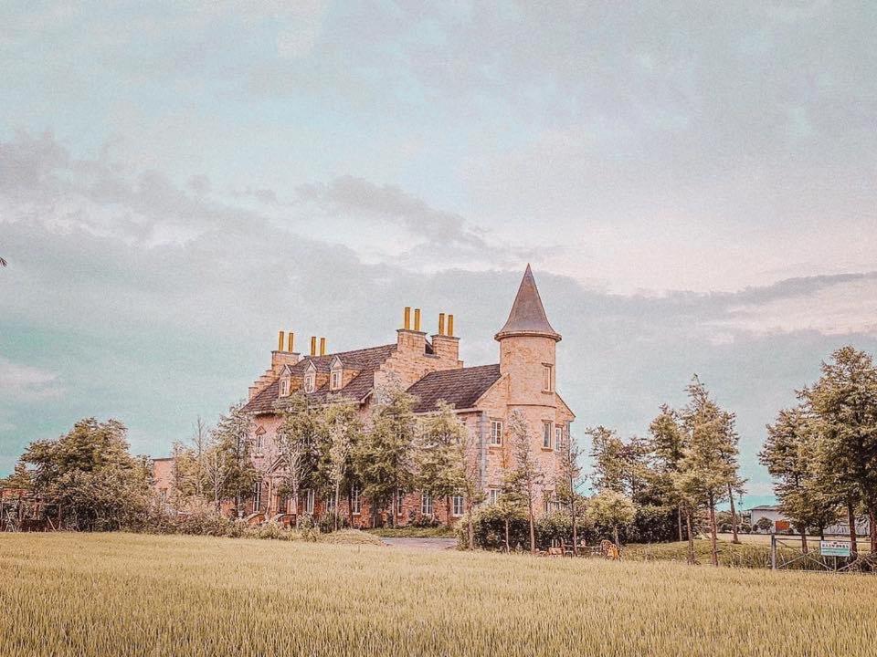 法國小古堡- 包棟-Chateau De France Уцзе Экстерьер фото