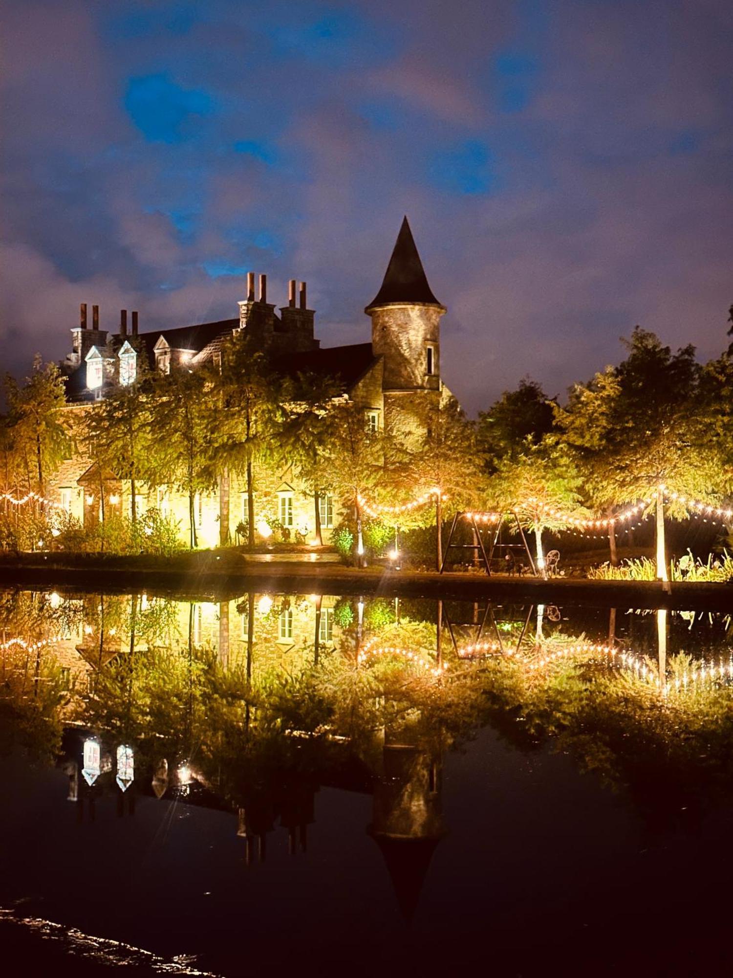法國小古堡- 包棟-Chateau De France Уцзе Экстерьер фото