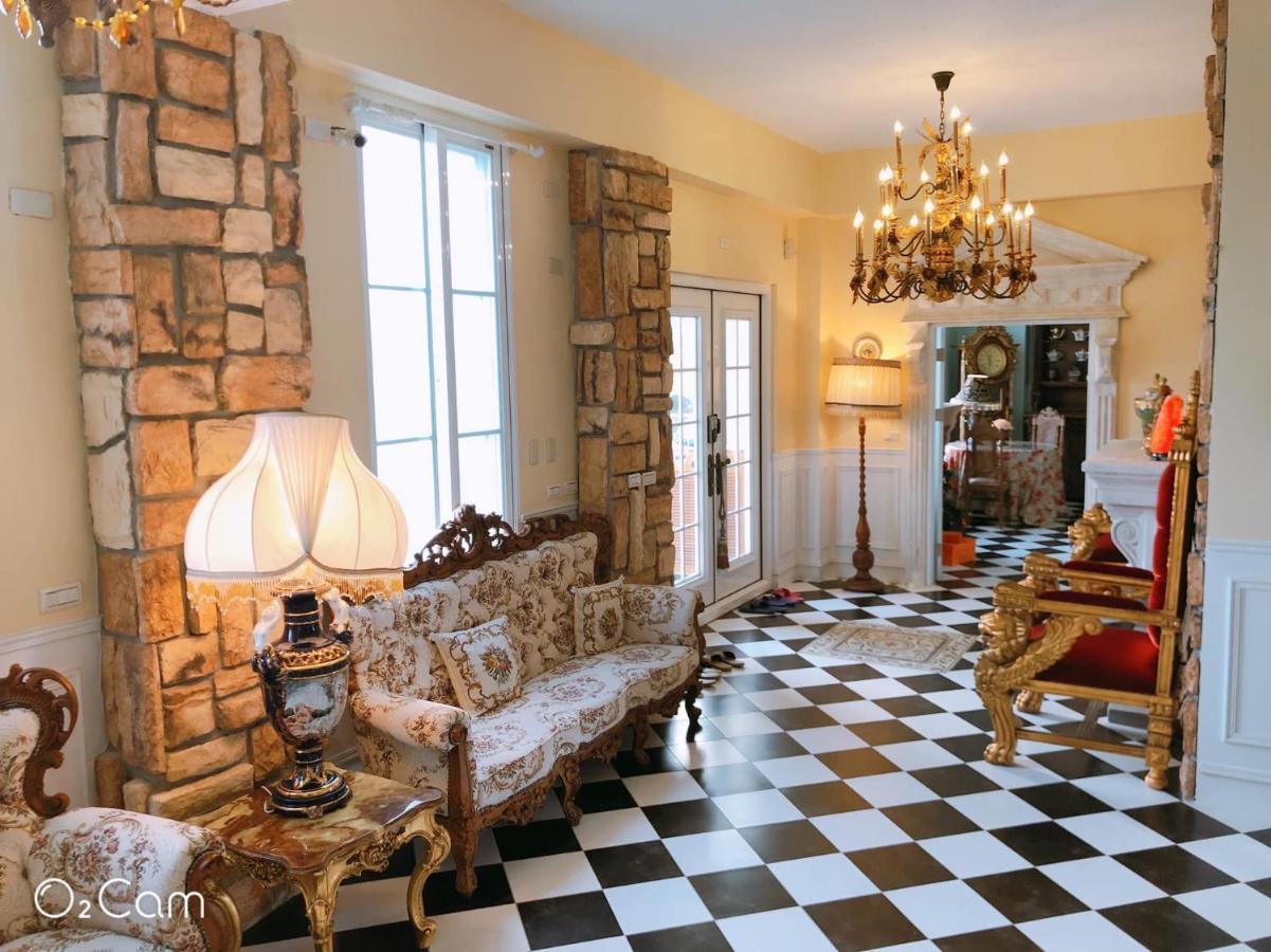法國小古堡- 包棟-Chateau De France Уцзе Экстерьер фото